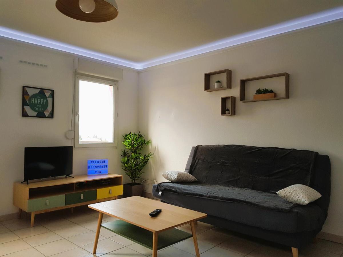 Tout Confort ! Calme, Climatisation, Vue Degagee, Ville ,Parking Gratuit, Ascenseur, Wifi قرقشونه المظهر الخارجي الصورة