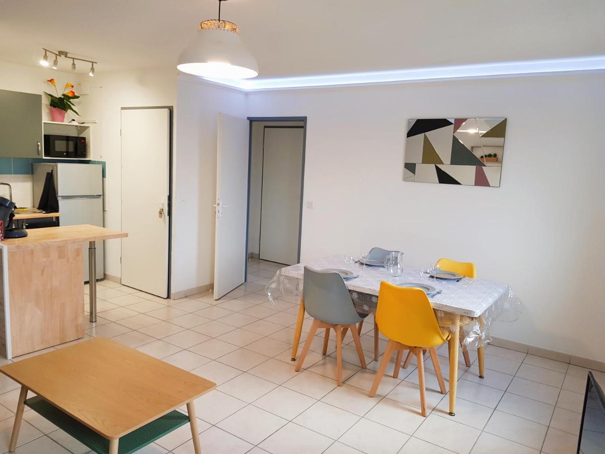Tout Confort ! Calme, Climatisation, Vue Degagee, Ville ,Parking Gratuit, Ascenseur, Wifi قرقشونه المظهر الخارجي الصورة